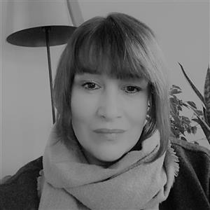 University staff profile picture