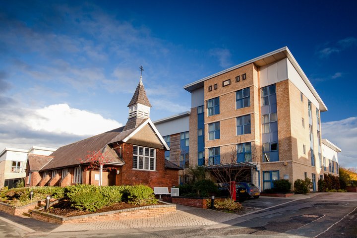 UOC Chapel