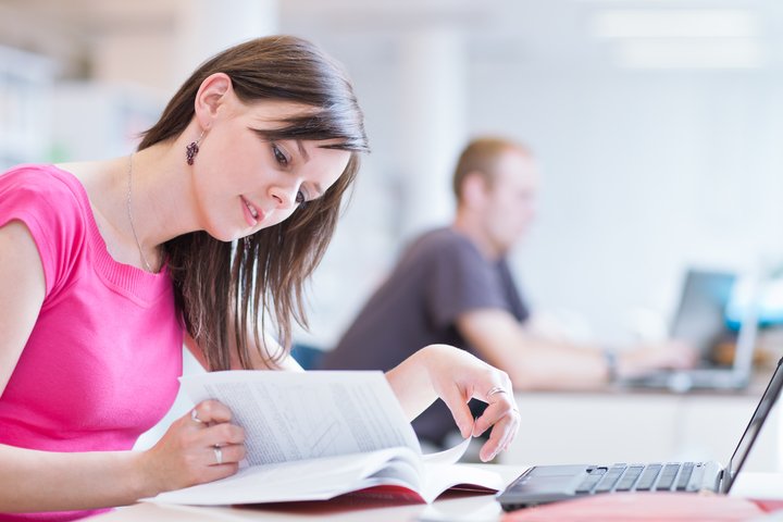 BECOME PGCE QUALIFIED